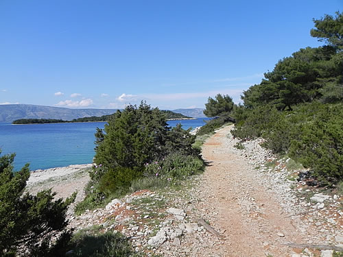 The path around Glavica