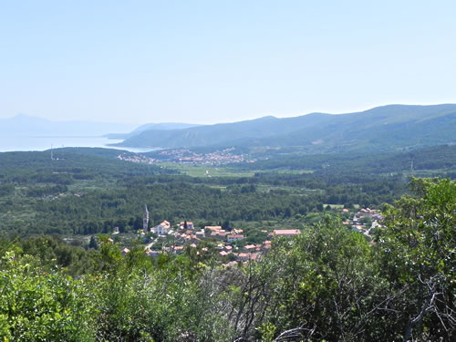 Eastern view - Vrbanj and Jelsa