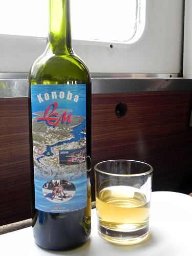 A glass of Konoba Lem wine with lunch!