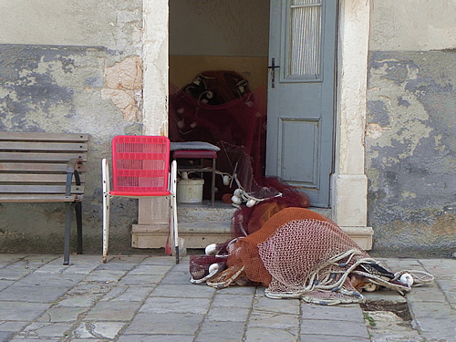 Net mender, Stari Grad