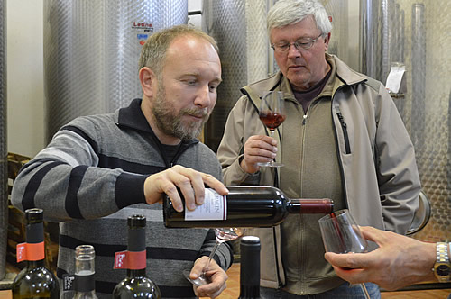 Leo Gracin pouring his wine