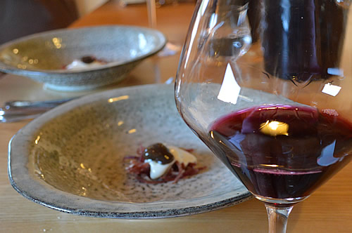 R6 with dried ham, cream of Pag cheese and olive juice ball