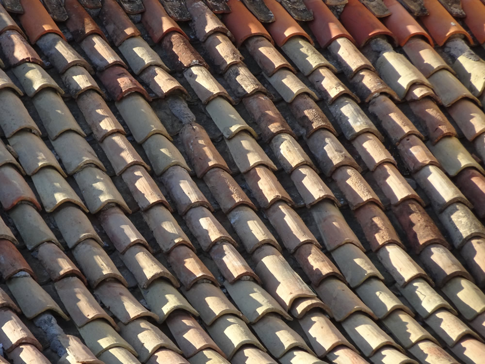 Roof tiles