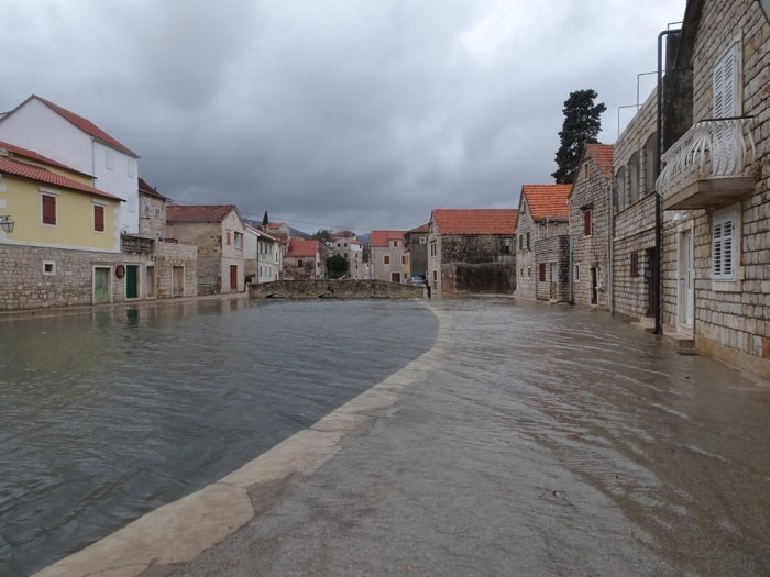 Water up to the arches