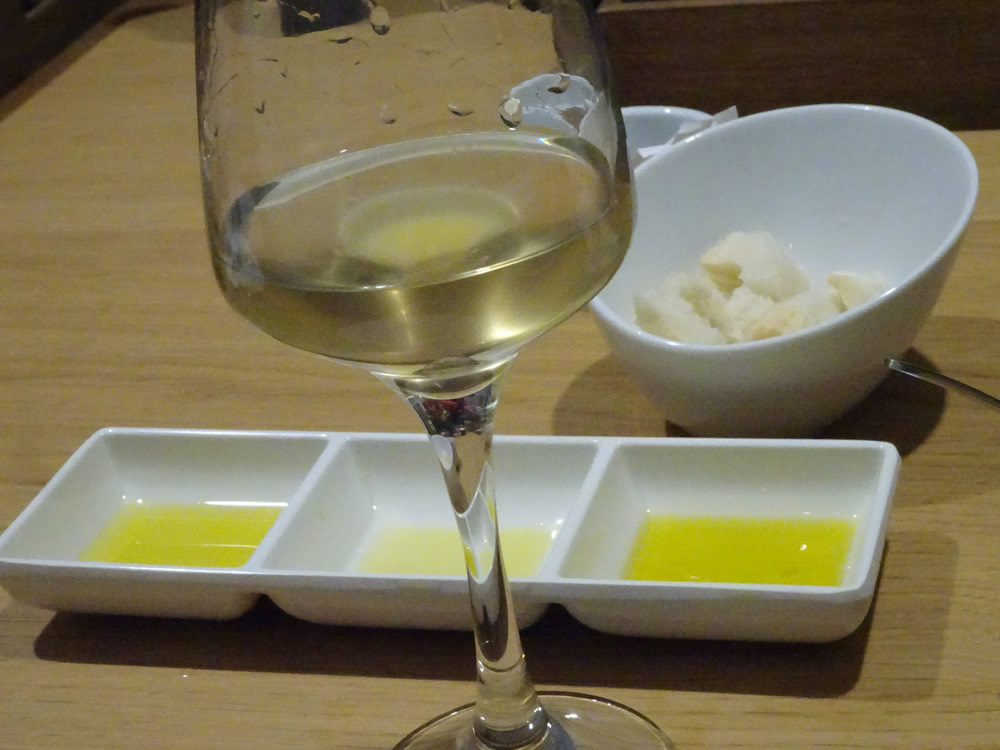 Oils and a glass of Vujnović